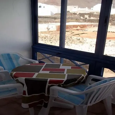 Sleeps 4 Wifi Orzola